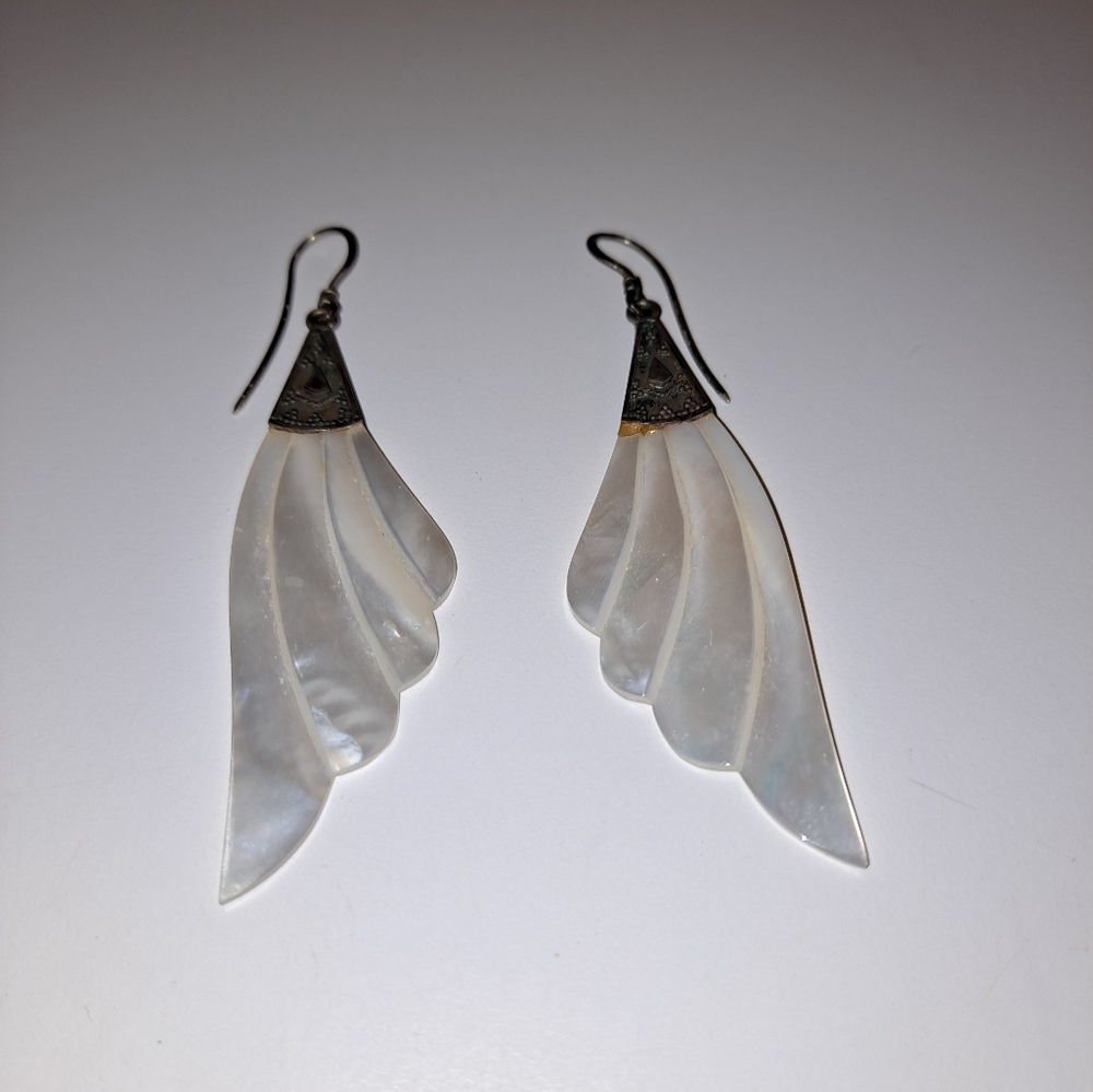 Mother of Pearl angel wing feather dangle earrings vintage jewelry peirced ears - Picture 3 of 11